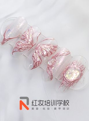 海口紅妝美甲培訓學(xué)校學(xué)員作(zuò)品·極光手繪蝴蝶美甲