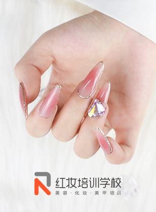 海口紅妝學(xué)校愛心閃鑽美甲，甜辣系列yyds！